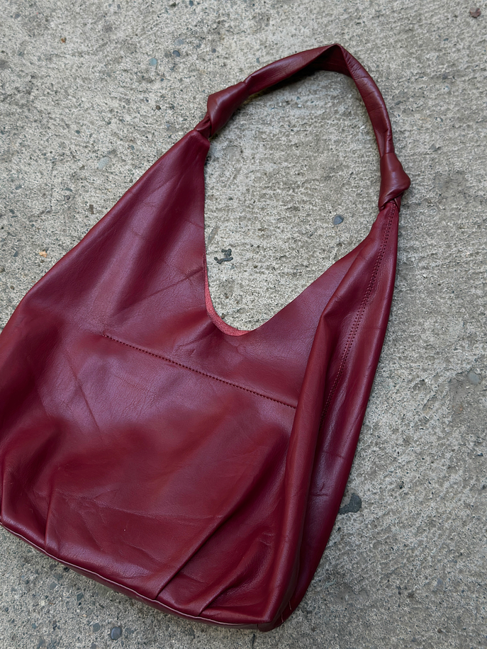 Cartera burdeo hobo 7