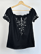 blusa algodón bordada  - Miniatura 1