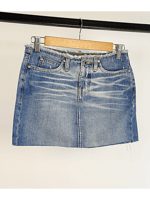 Falda mini de mezclilla celeste 