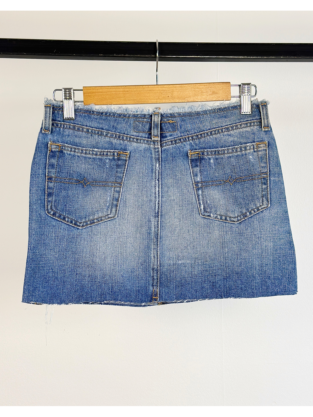 Falda mini de mezclilla celeste  3