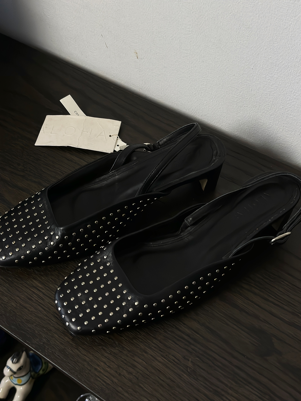 puntas negras con tachas  5