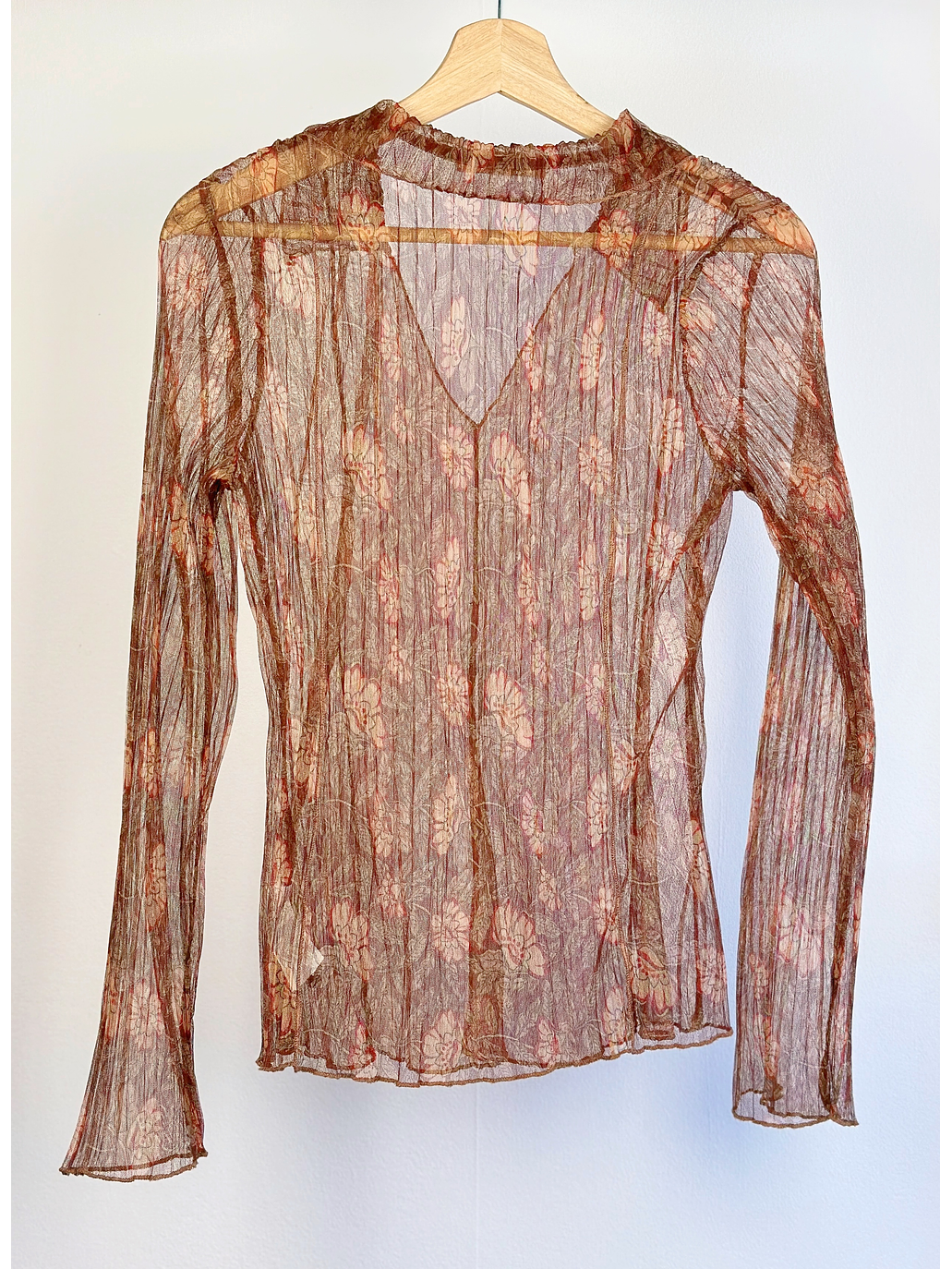 Blusa de malla floreada 2