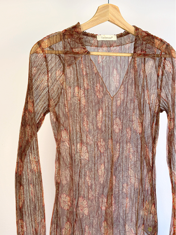 Blusa de malla floreada 3