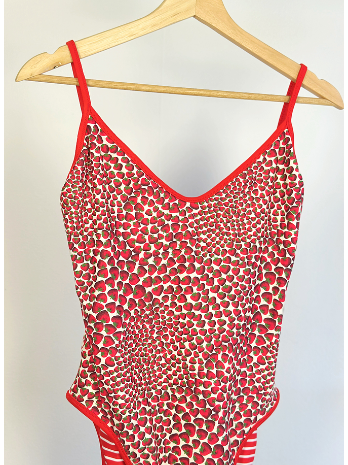 Traje de baño estampado frutal  2