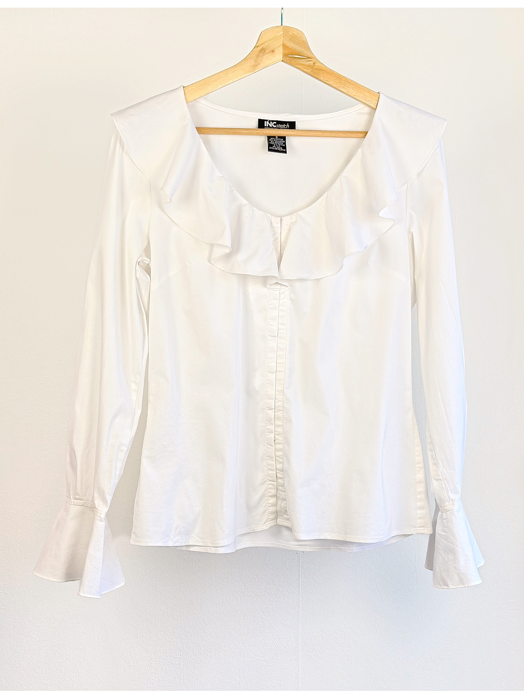 Camisa blanca vuelos 1