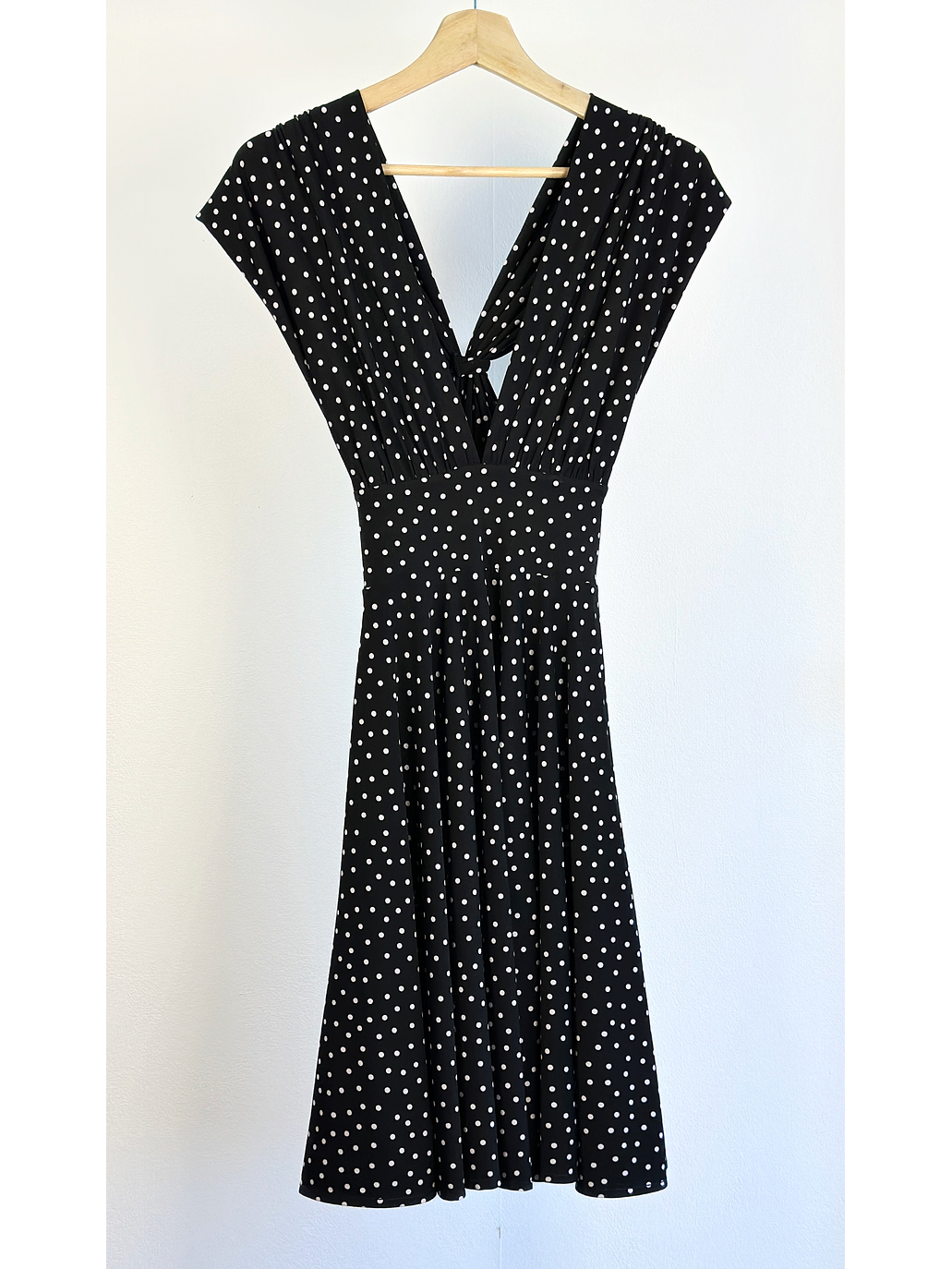 Vestido negro puntos  5