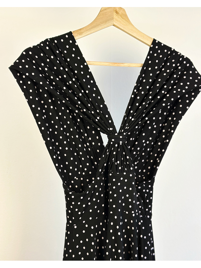 Vestido negro puntos  4