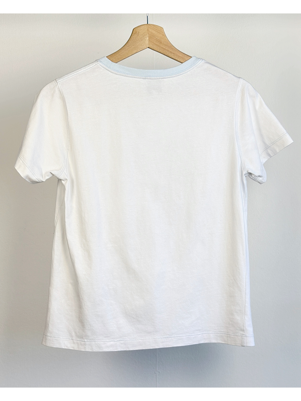 Polera blanca estampada  3