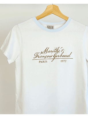 Polera blanca estampada 