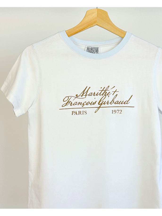 Polera blanca estampada  2