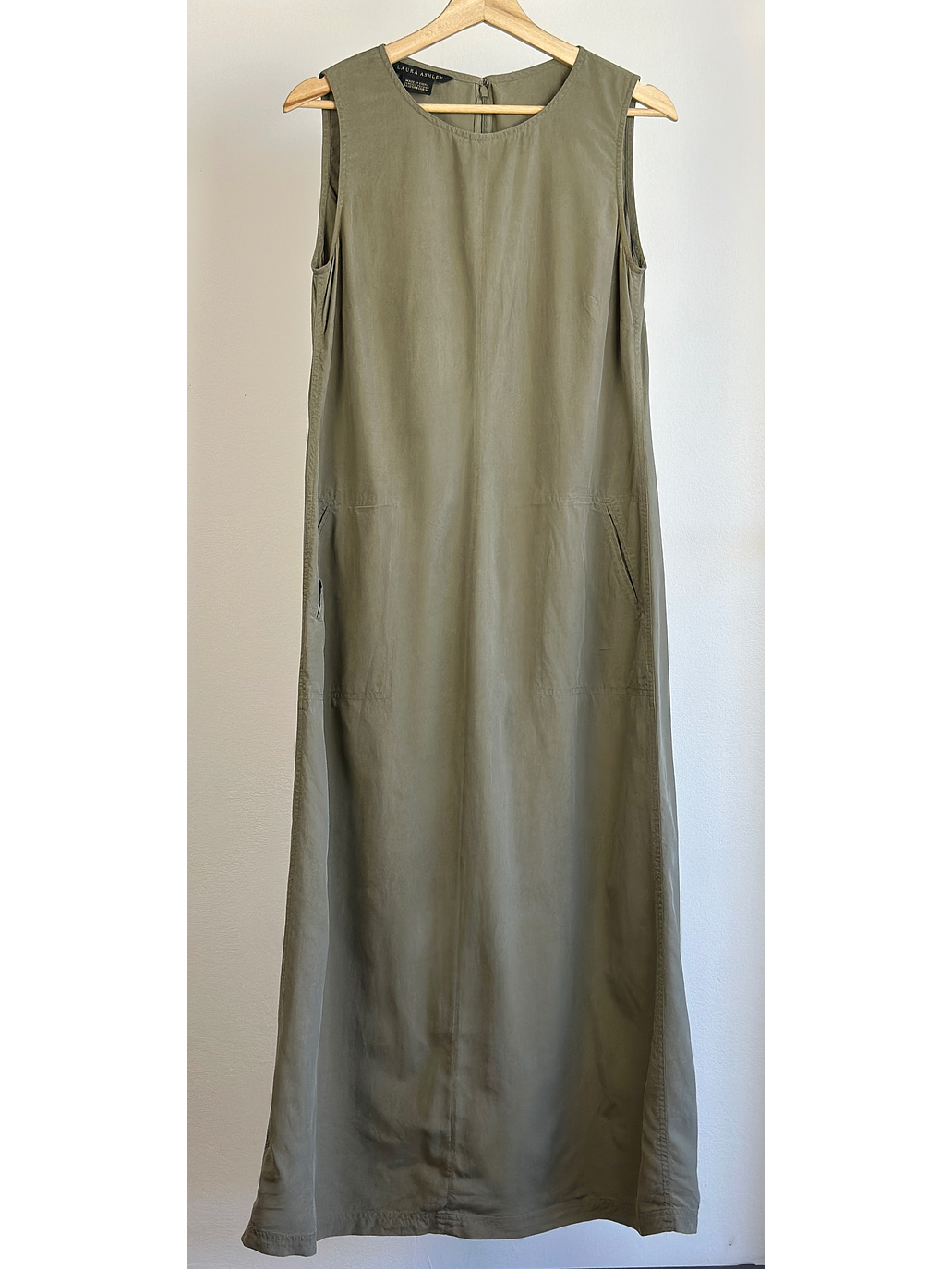 Vestido verde militar seda 1
