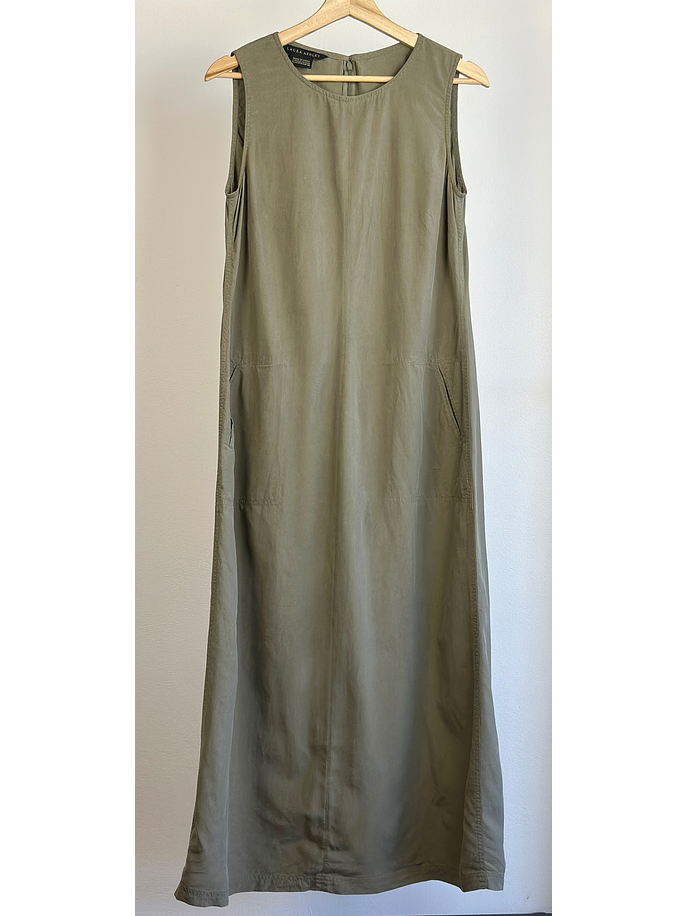 Vestido verde militar seda 1