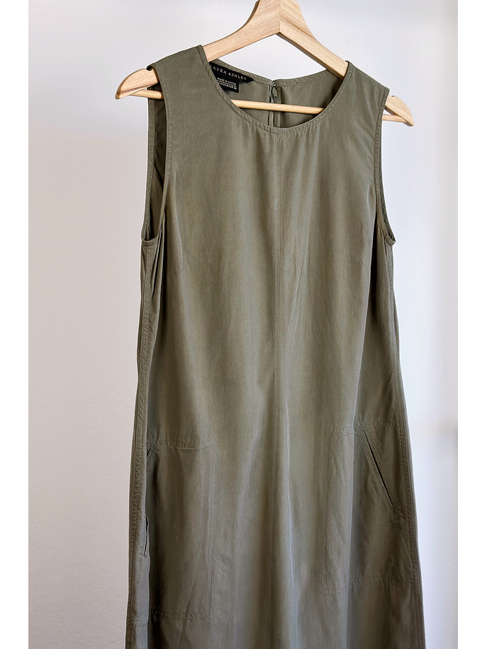 Vestido verde militar seda 3