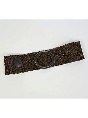  Cinturón café tejido