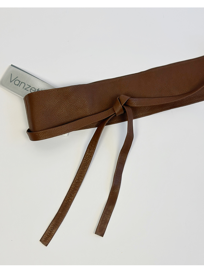 Cinturón café de cuero 1