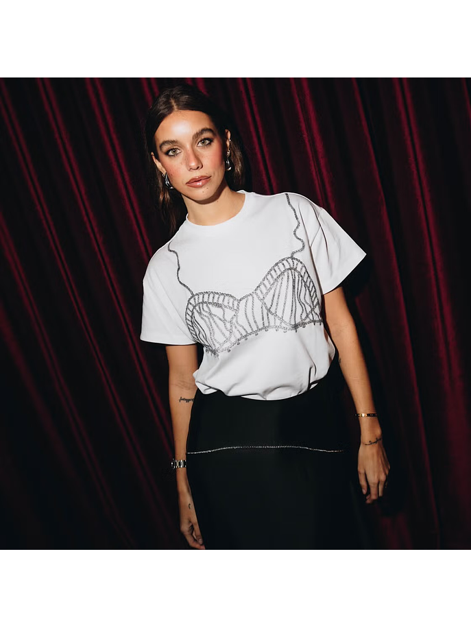 Polera blanca estampada 4