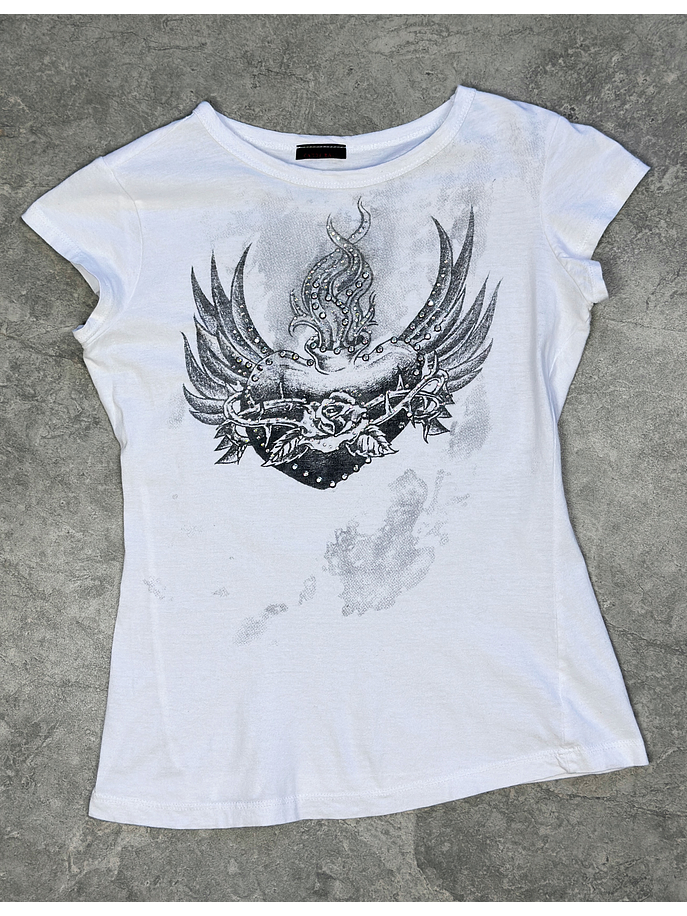 Polera blanca estampada  2