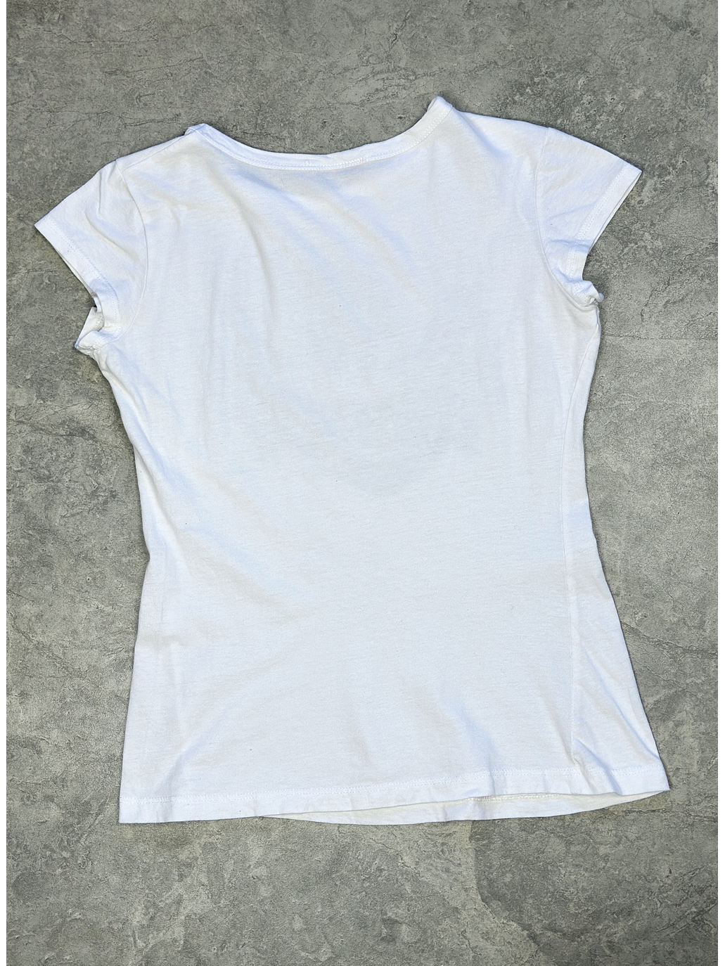 Polera blanca estampada  4