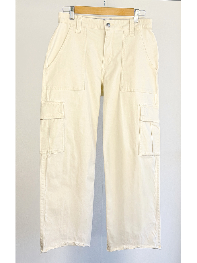 Pantalón cargo crema 1