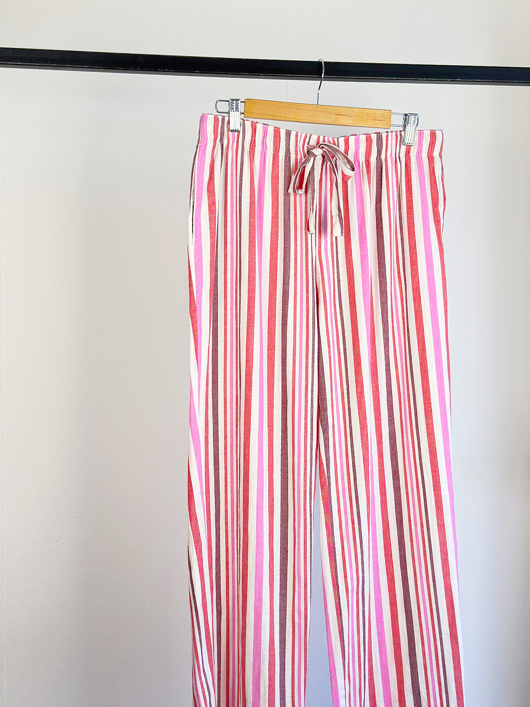 Pantalón de tela rayado 3