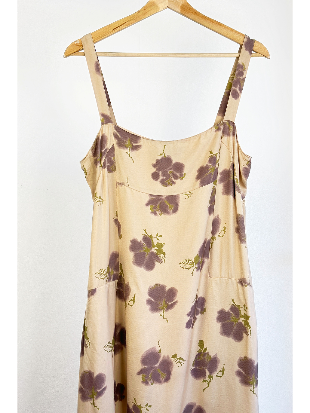 Vestido beige floreado 2