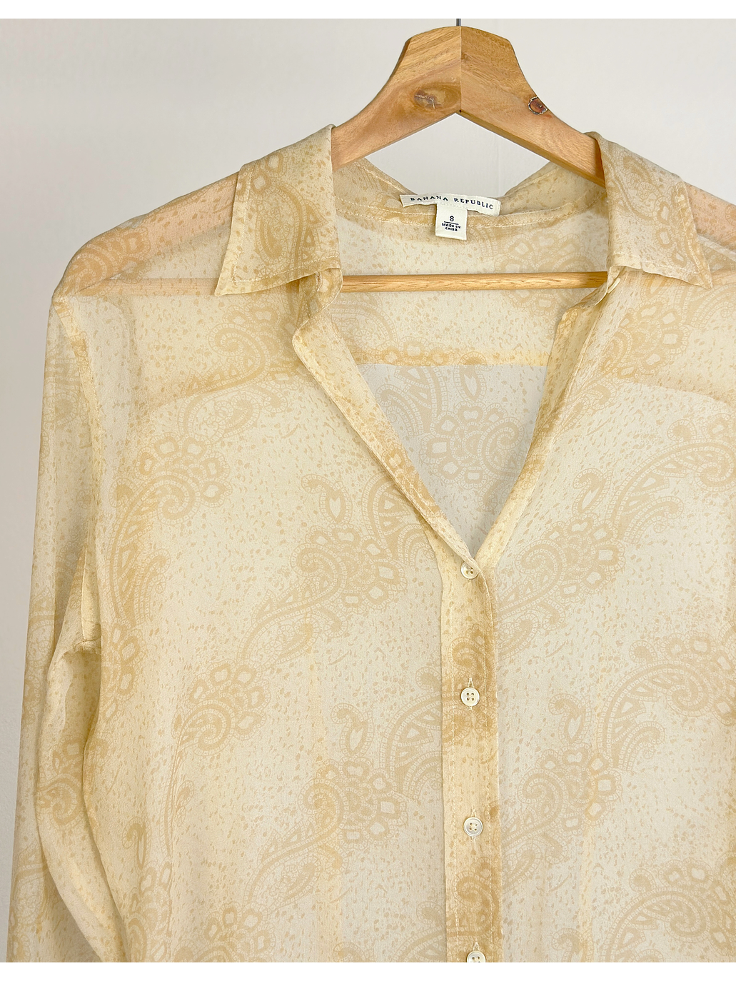 Camisa de seda beige 4