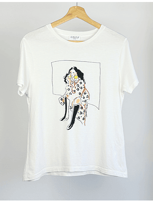 Polera blanca estampada 