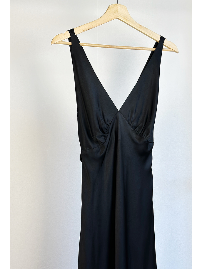 Vestido de seda negro satinado 2