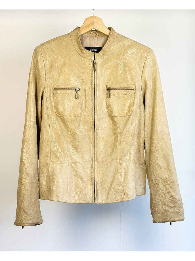 Chaqueta beige de cuero 1