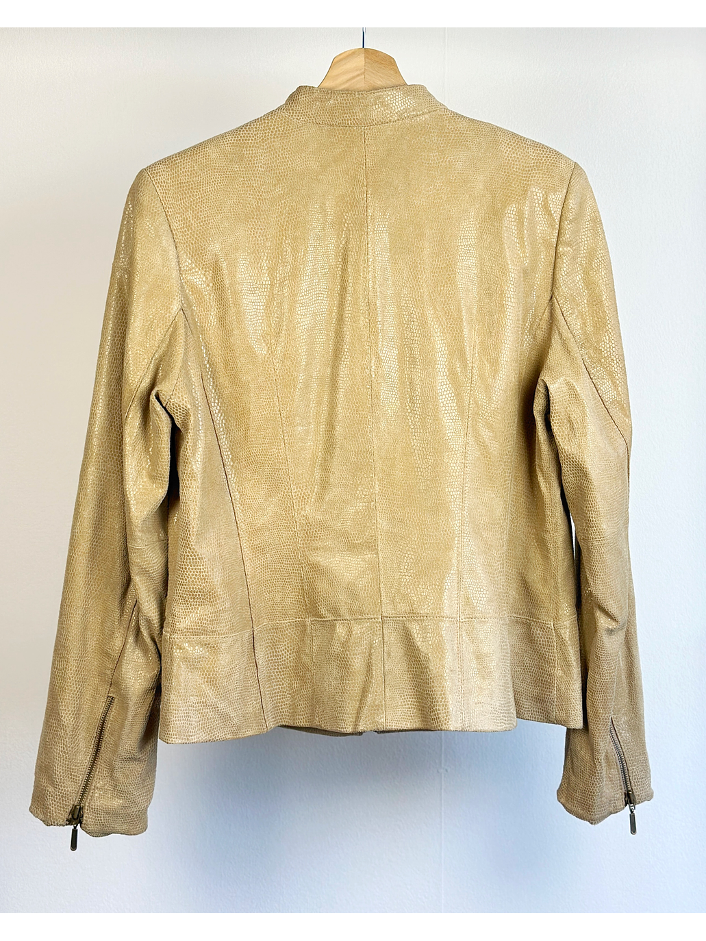 Chaqueta beige de cuero 3