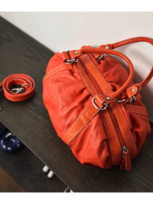 Bolso de cuero naranjo