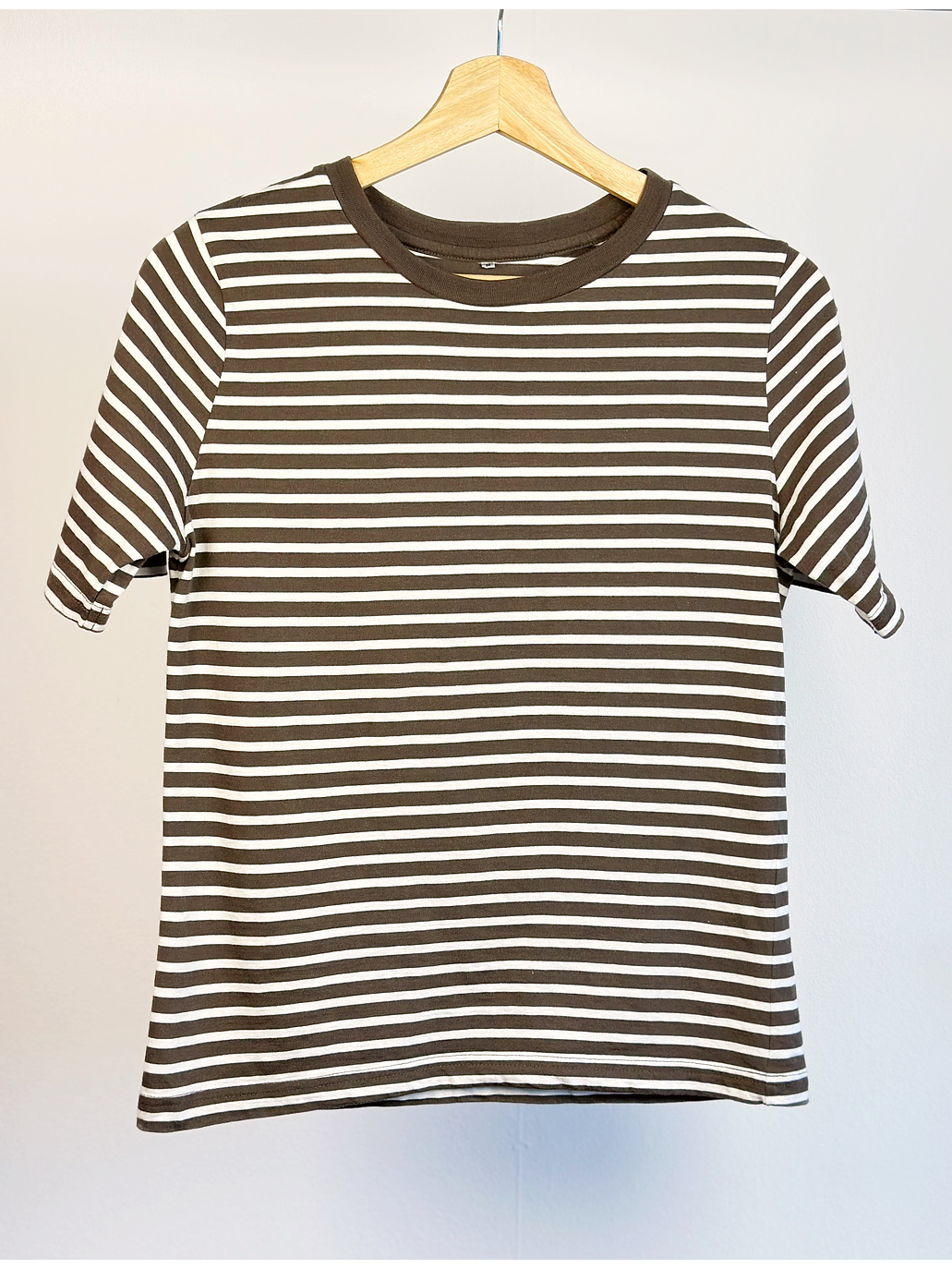 Polera rayada café 1