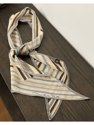 Pañuelo de seda vintage 