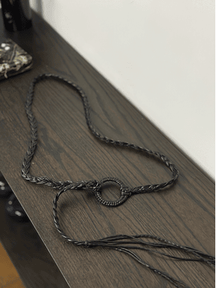 Cinturón trenzado negro 