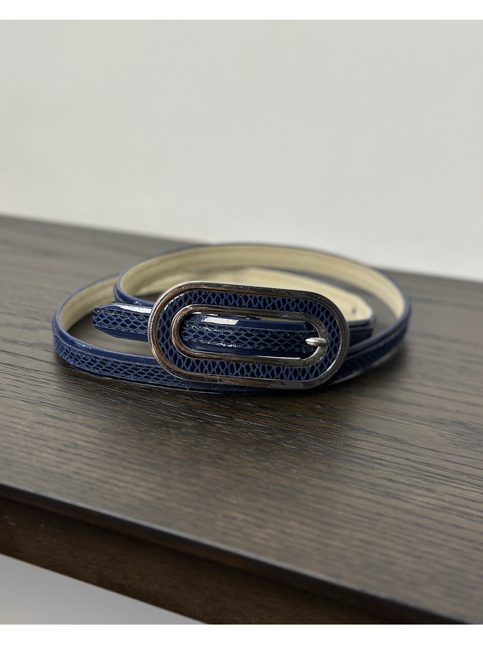 Cinturón azul texturizado 3