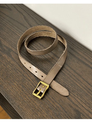 Cinturón beige cuero
