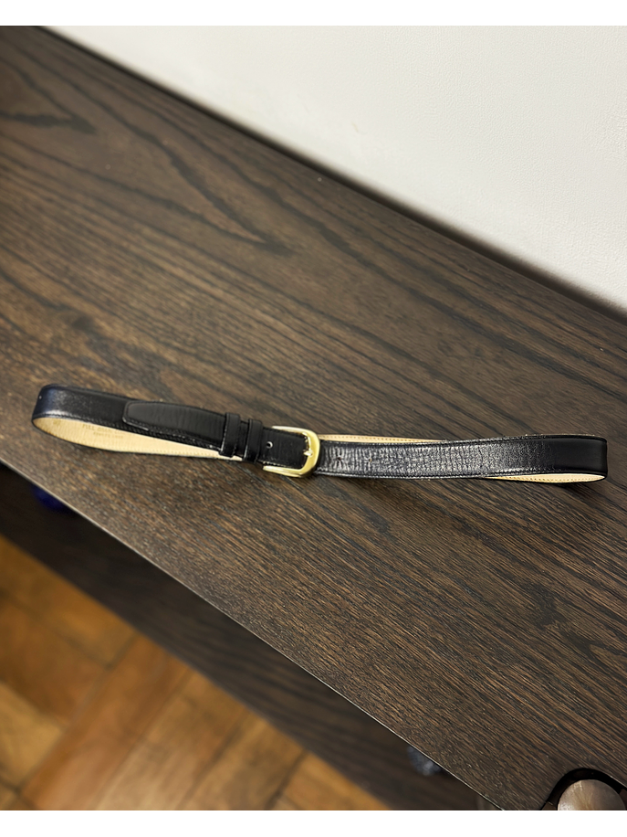 Cinturón negro de cuero 4