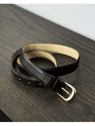 Cinturón negro de cuero