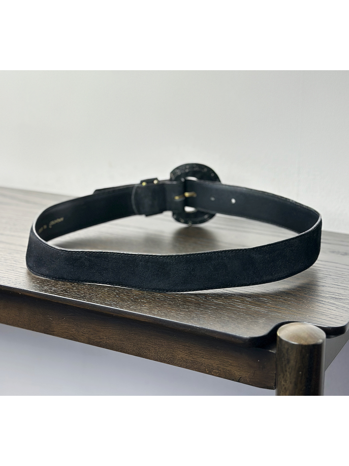 Cinturón negro de gamuza 4