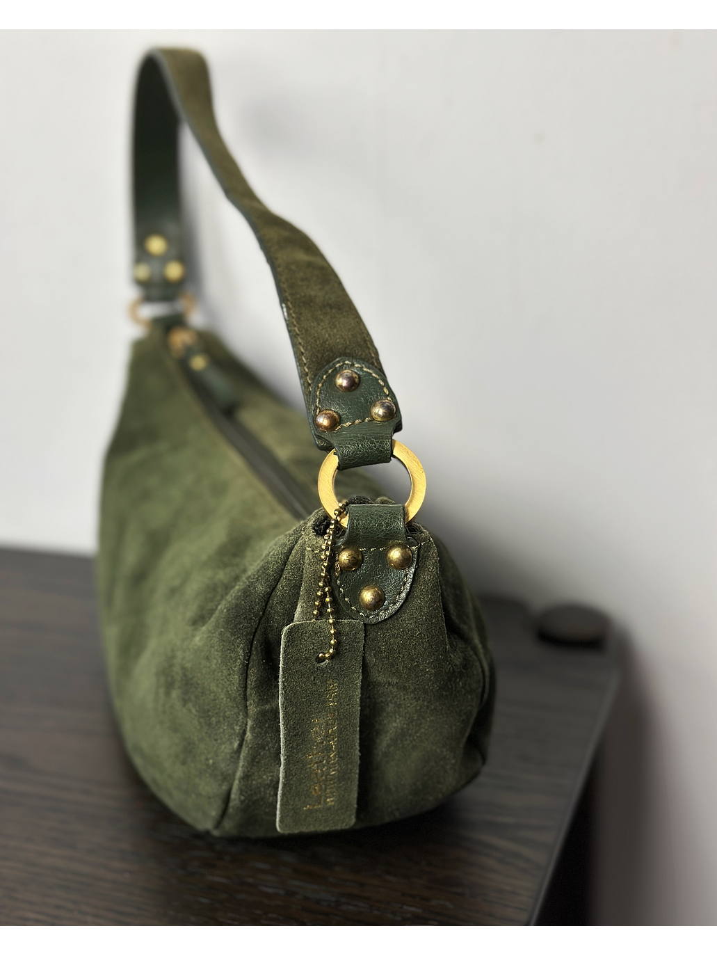 Cartera de gamuza verde 4