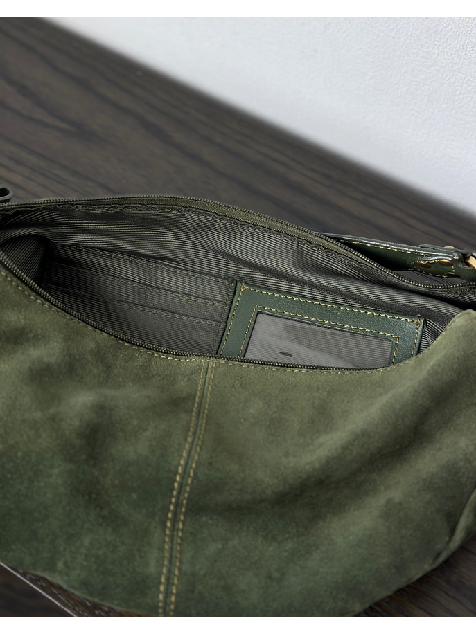 Cartera de gamuza verde 5