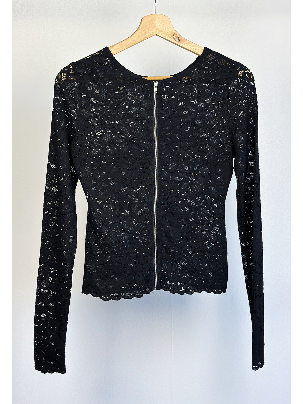 polera manga larga de encaje 2