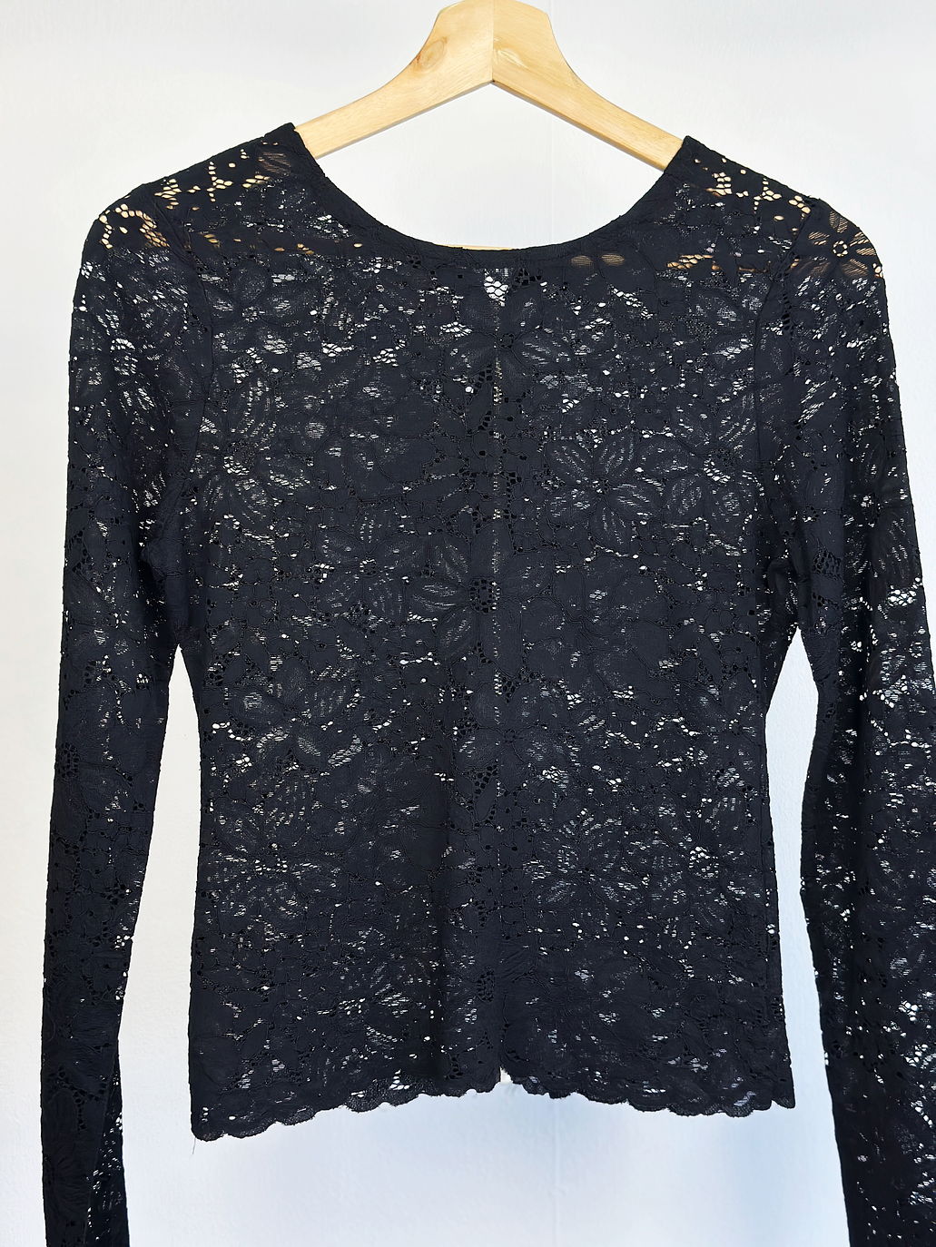 polera manga larga de encaje 3