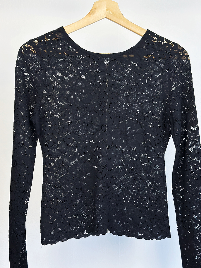 polera manga larga de encaje 3