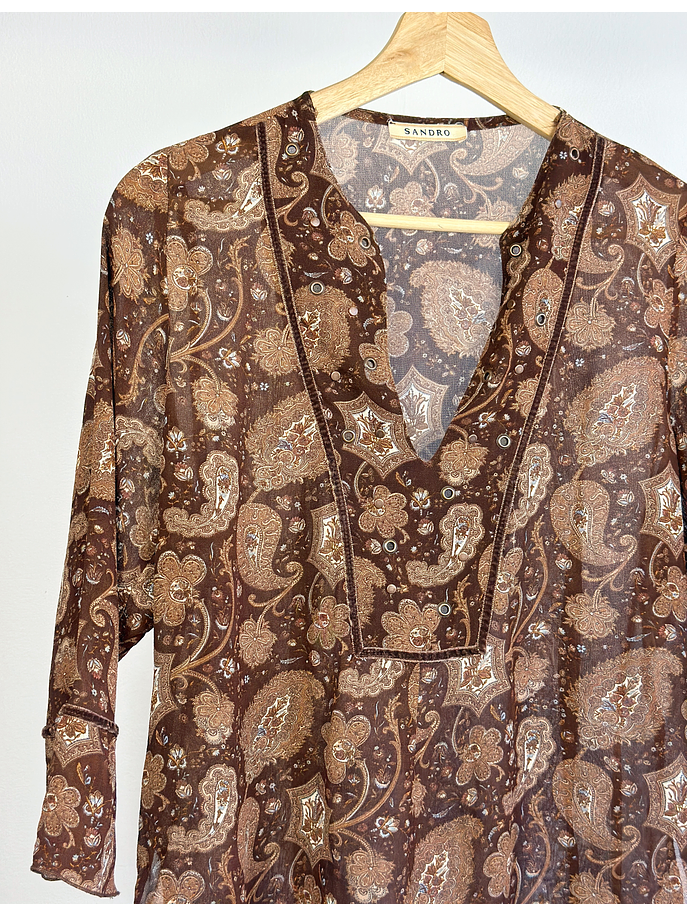 Blusa café estampada 3