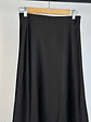 falda negra satinada - Miniatura 2
