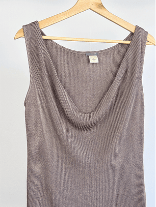Top de punto taupe