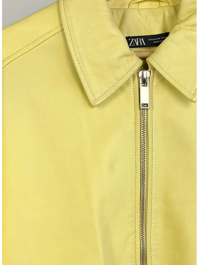 chaqueta de cuero amarilla 7