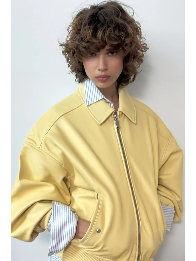 chaqueta de cuero amarilla 11