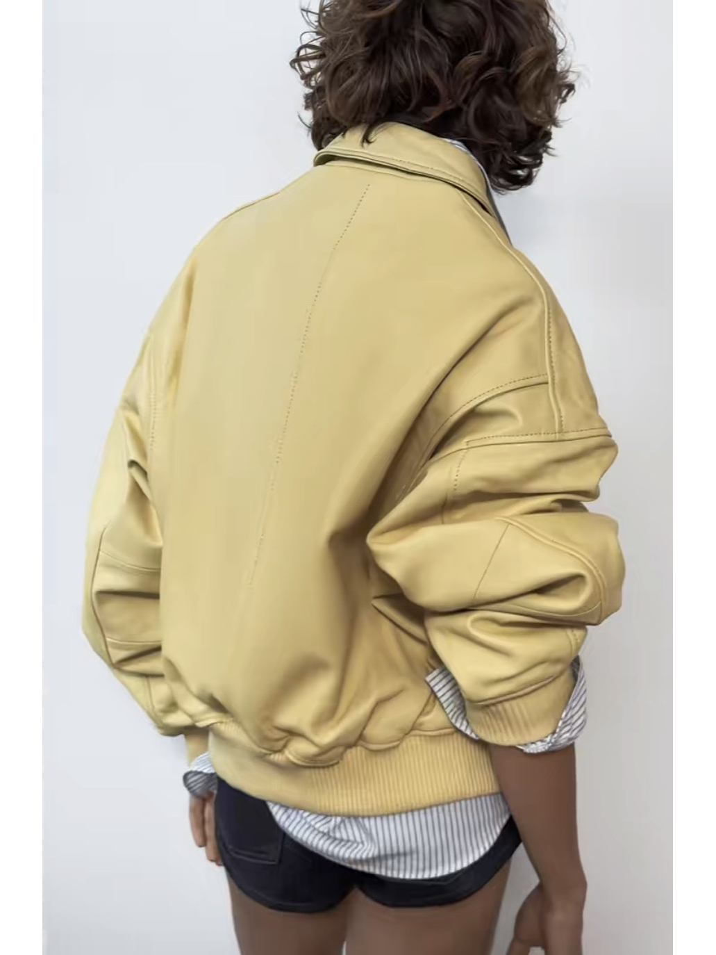 chaqueta de cuero amarilla 14